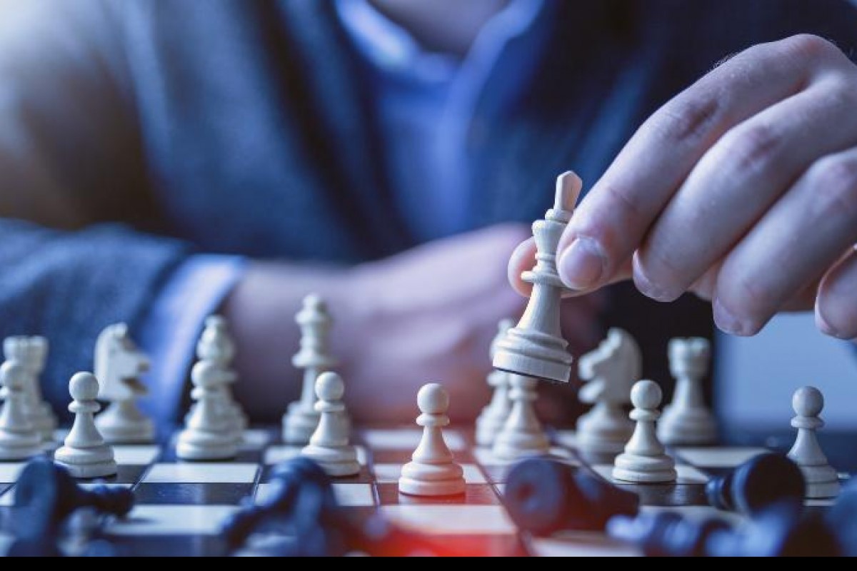 Variants of Online Chess Games